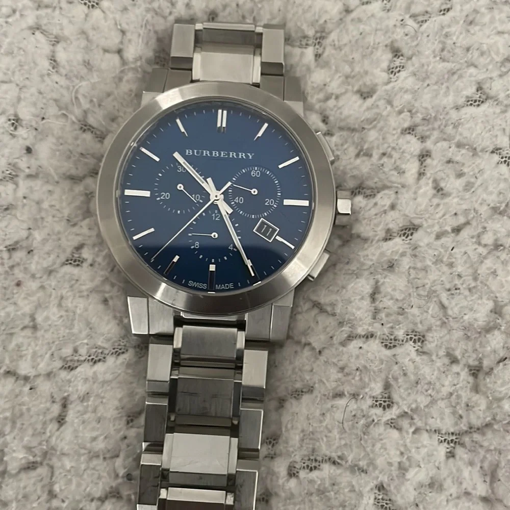 Burberry blue face - Picture 4 of 5